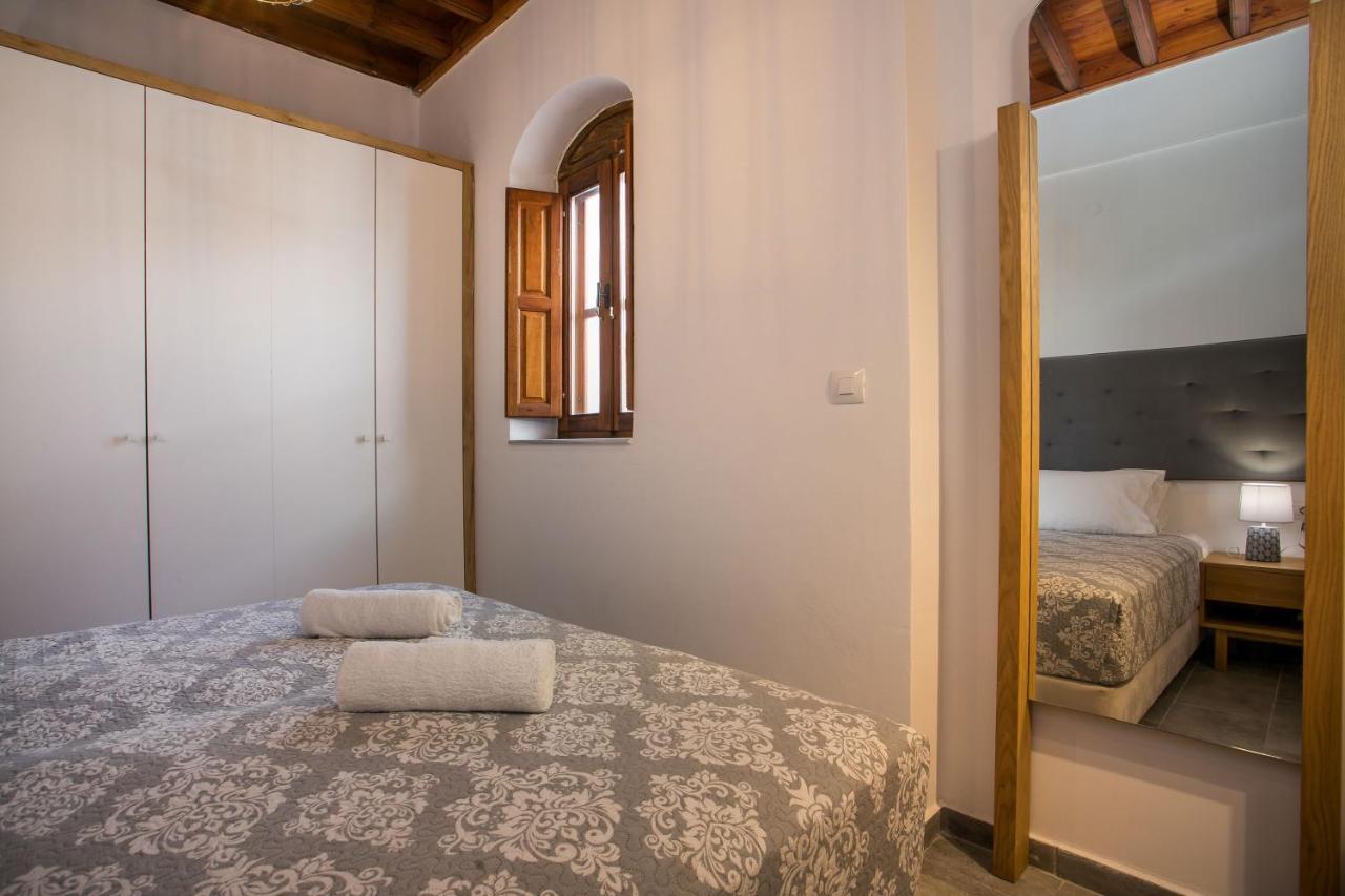 Pera Houses 2-Bedroom In The Center Of Lindos Esterno foto
