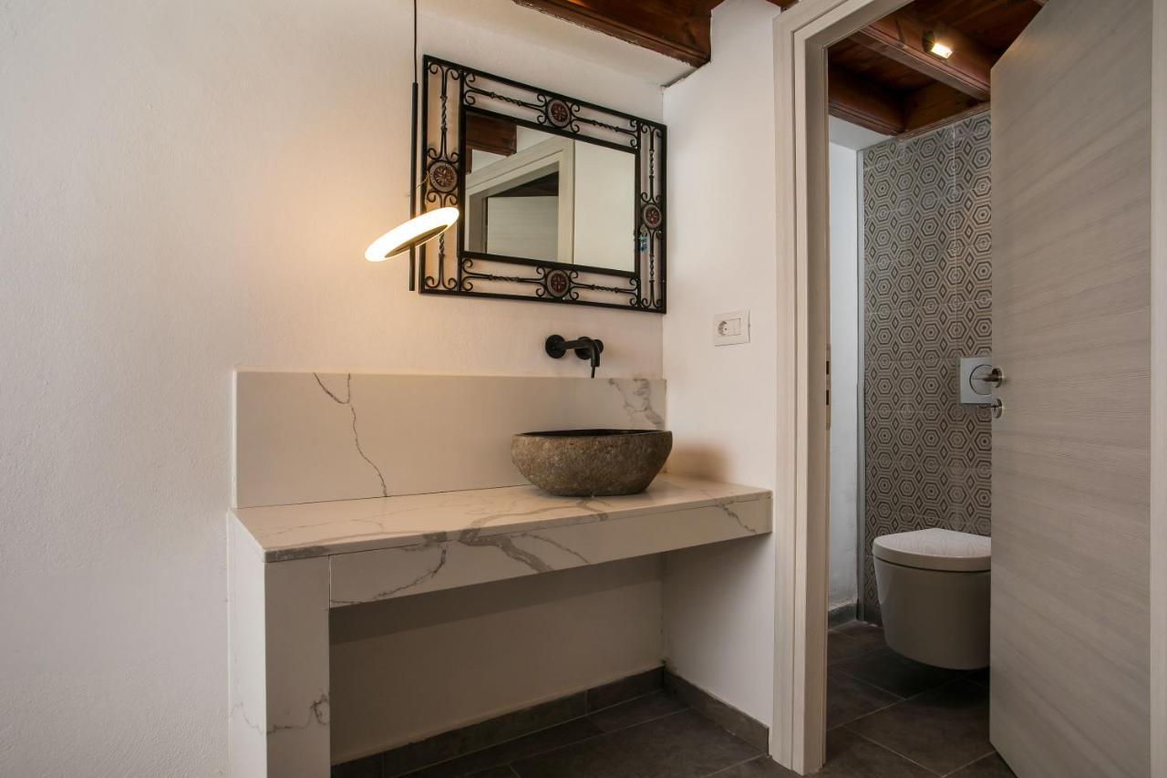 Pera Houses 2-Bedroom In The Center Of Lindos Esterno foto